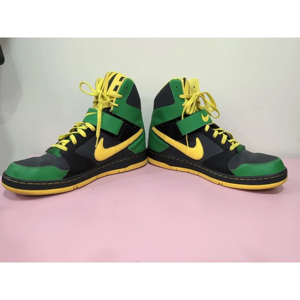 Rare Nike Oregon Ducks Super High Dunks. Size 13 Mens Basketball Athletic‎
